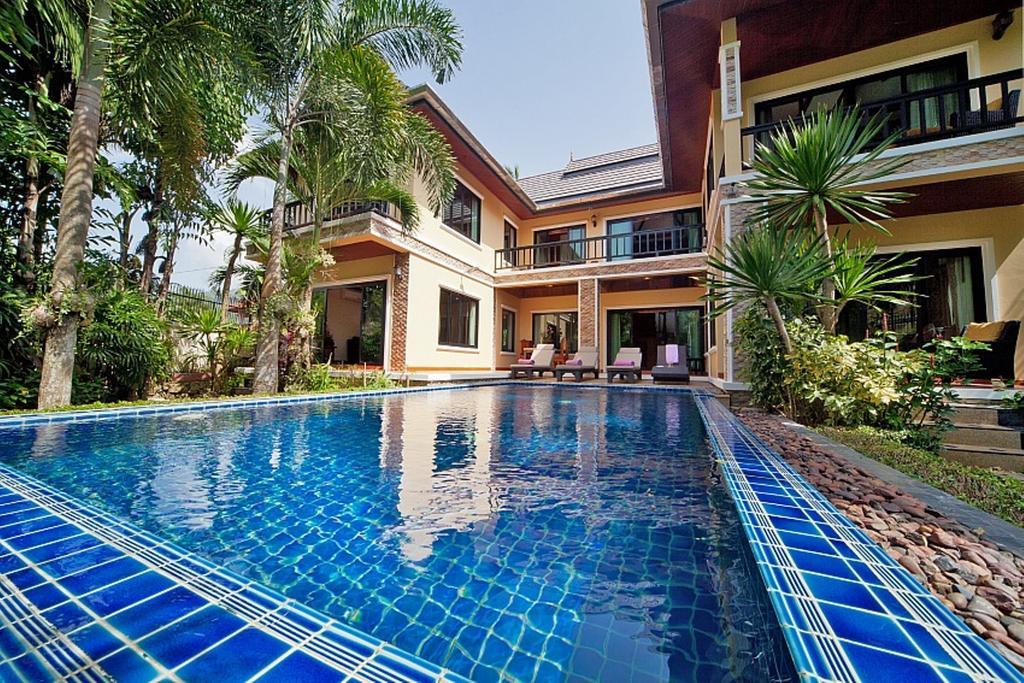 Bangtao Tara Villa One Phuket Екстериор снимка